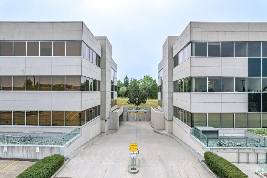 4803 87th St NW, Edmonton, AB to rent - Building Photo - Image 2 of 4