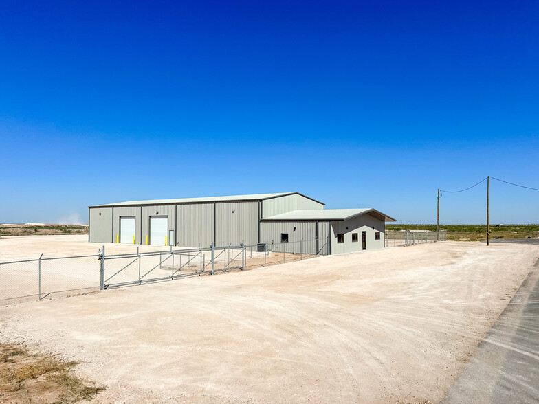 9518 County Road 77, Midland, TX for rent - Building Photo - Image 1 of 15