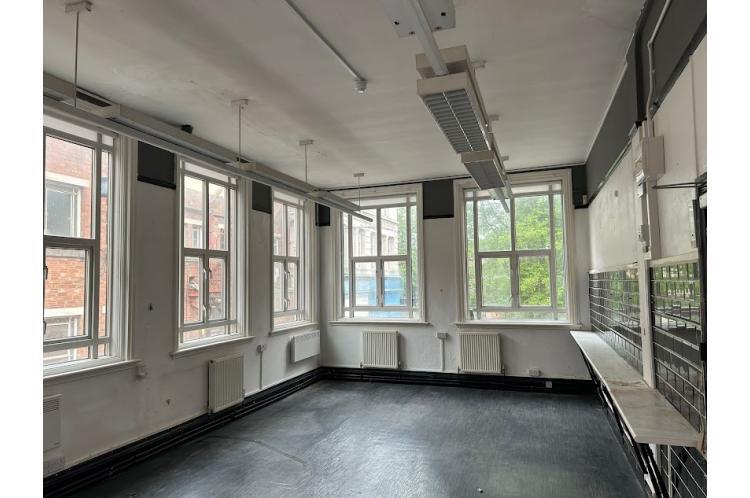Victoria Passage, Wolverhampton to rent Interior Photo- Image 1 of 2