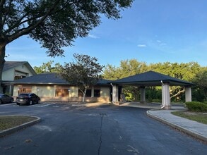 404 Hall of Fame Dr, Lake City, FL to rent Building Photo- Image 2 of 7