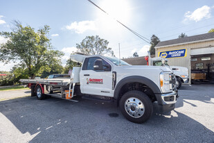 Gazzerros Towing and Automotive - Commercial Property