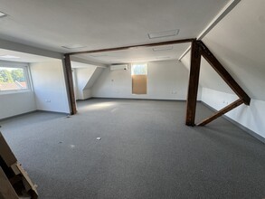 360 Brighton Rd, South Croydon for rent Interior Photo- Image 1 of 1