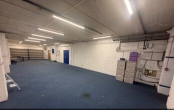 George Summers Clos, Rochester to rent Interior Photo- Image 2 of 3