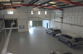 121 Oakfield road, London to rent Interior Photo- Image 1 of 2