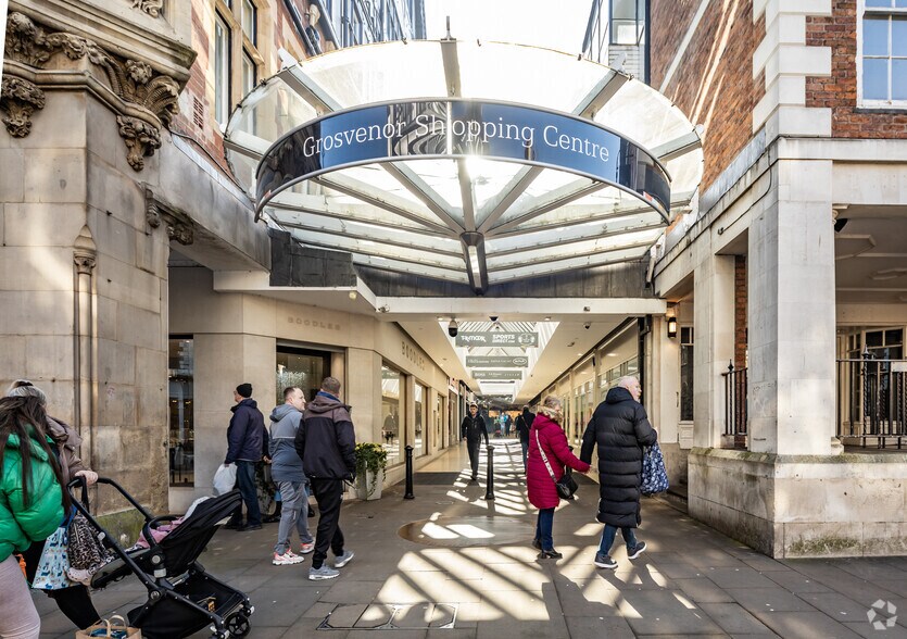 St Michaels Row, Chester to rent - Building Photo - Image 2 of 2