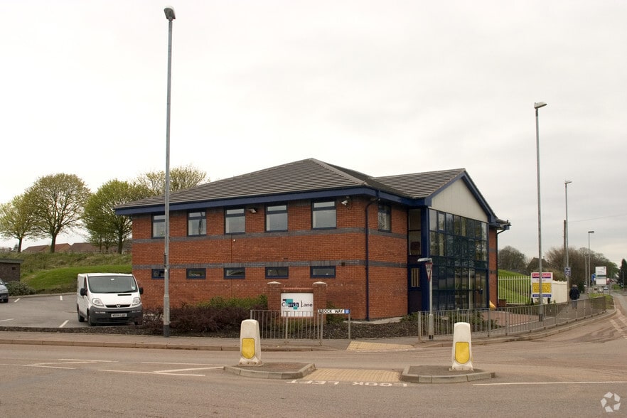 Brock Way, Newcastle Under Lyme for sale - Primary Photo - Image 1 of 1