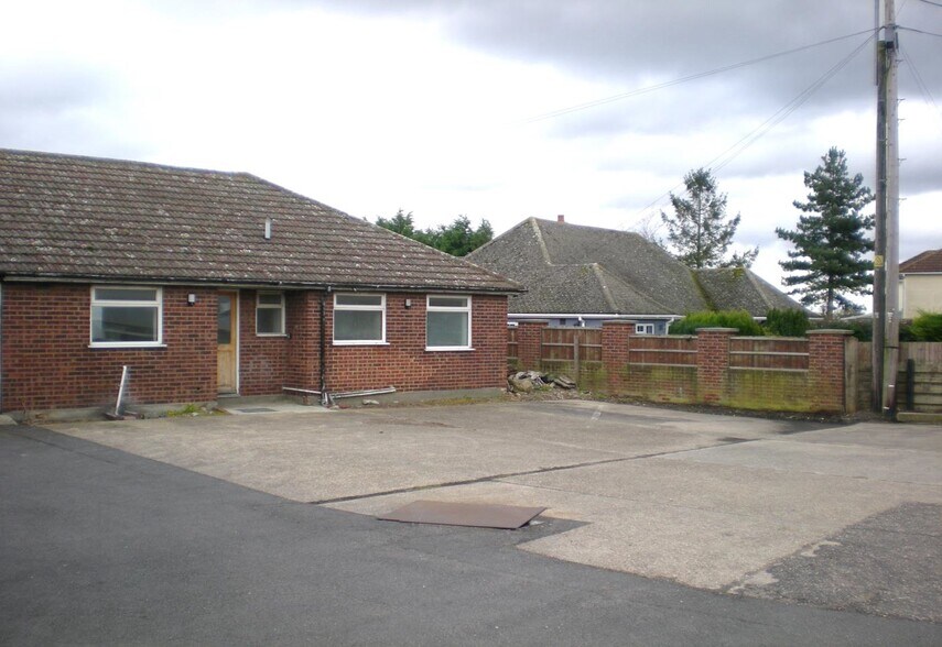 88a Coggeshall Rd, Marks Tey for sale - Primary Photo - Image 1 of 1