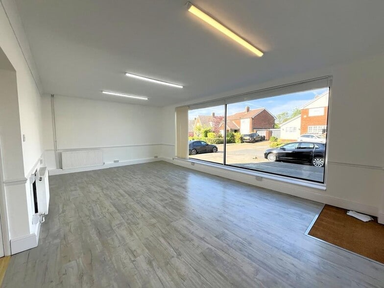 Monks Mead, Bicknacre to rent - Building Photo - Image 2 of 9