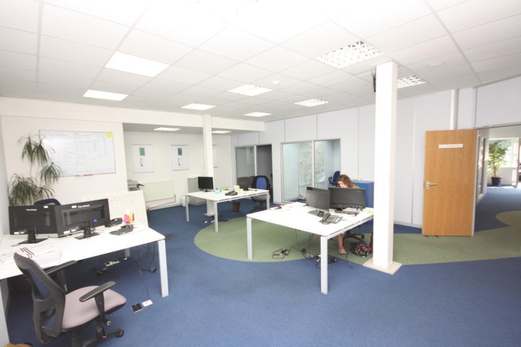 Shaftesbury Rd, Blandford Forum to rent Interior Photo- Image 1 of 4