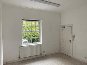 Maypole St, Wombourne to rent Interior Photo- Image 1 of 1