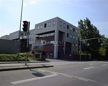 54 Route De Sartrouville, Le Pecq to rent Building Photo- Image 1 of 16