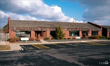 1980-1986 NW Copper Oaks Cir, Blue Springs, MO for sale Building Photo- Image 1 of 30