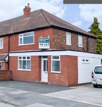 12-12a Lindi Ave, Warrington to rent Building Photo- Image 1 of 1