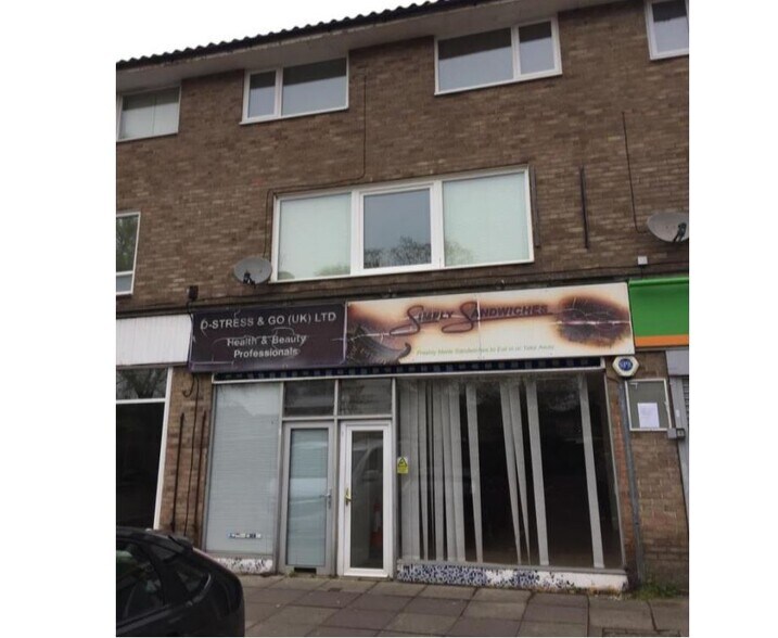 35 Azalea Dr, Swanley, BR8 8HS UK