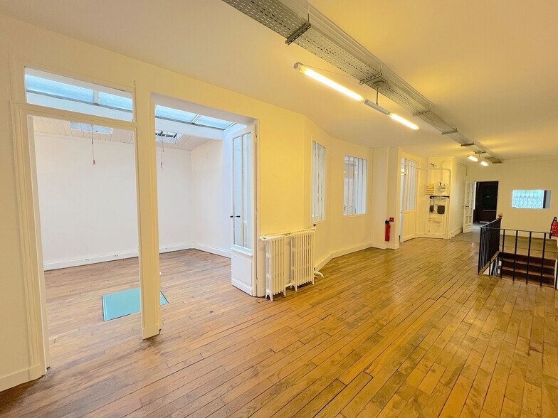 Build-to-Rent in Paris for sale - Building Photo - Image 3 of 19