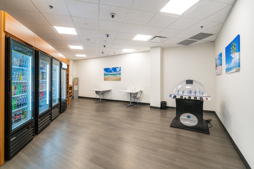 1000 Sawgrass Corporate Pkwy, Sunrise, FL for rent - Interior Photo - Image 3 of 24