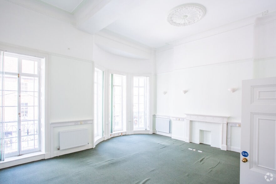 Antelope Walk, Dorchester to rent - Interior Photo - Image 3 of 24