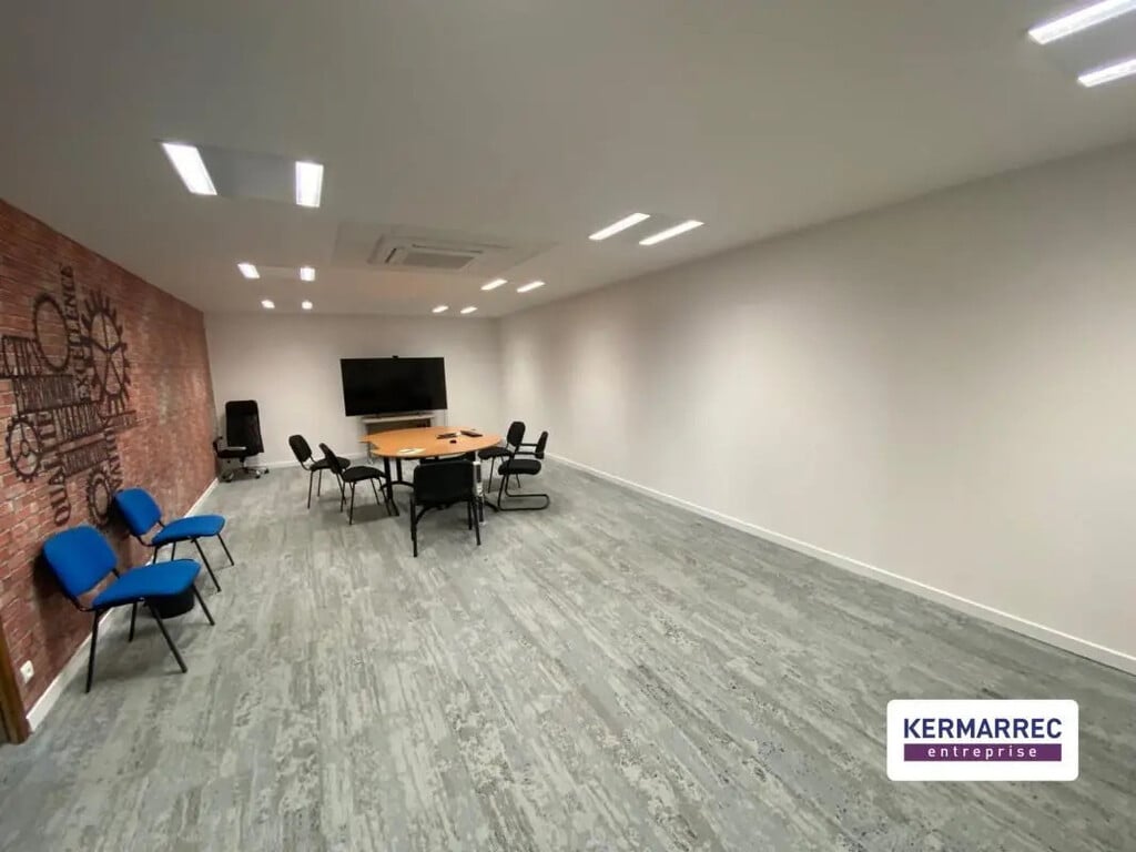 Location Bureaux 190 m² à 650 m² - Photo 1