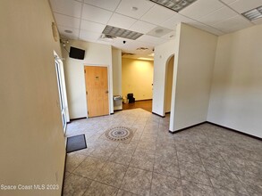 000 boston, Rockledge, FL for sale Lobby- Image 1 of 1