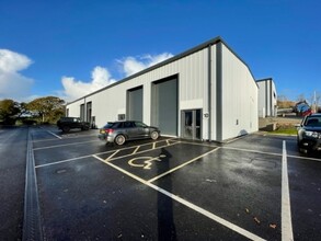 Trevol Ct, Torpoint for rent Building Photo- Image 1 of 3