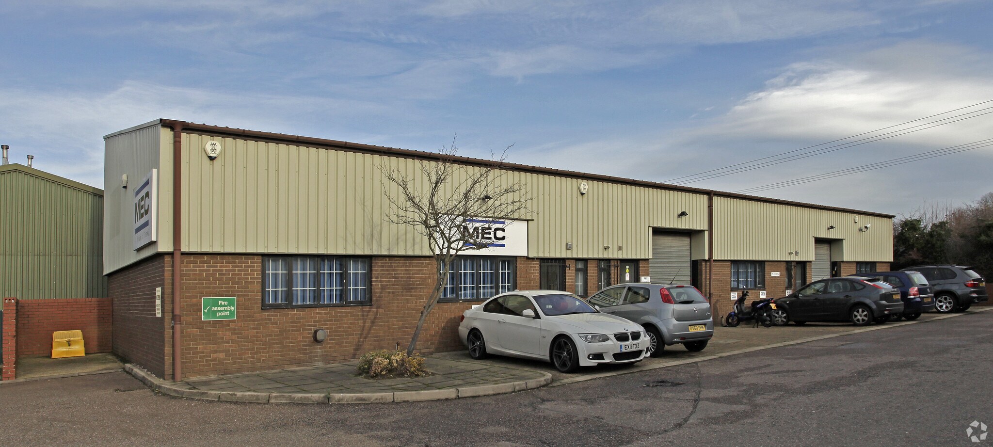 Blackburn Rd, Dunstable for sale Primary Photo- Image 1 of 1