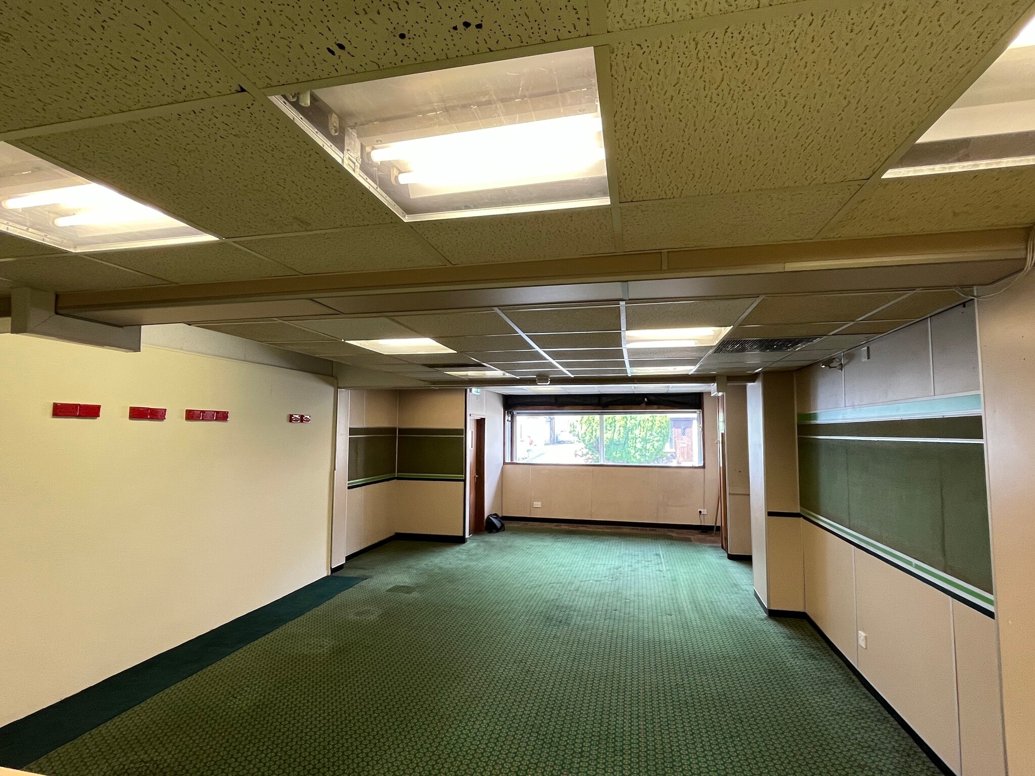 2 Old Church Rd, Cardiff to rent Building Photo- Image 1 of 6