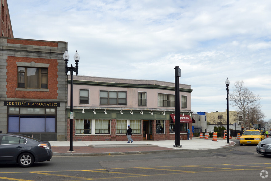 1384-1388 Hancock St, Quincy, MA for rent - Building Photo - Image 3 of 6