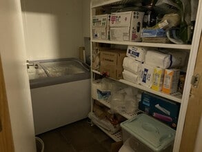 Retail in Barcelona, Barcelona to rent Interior Photo- Image 2 of 4