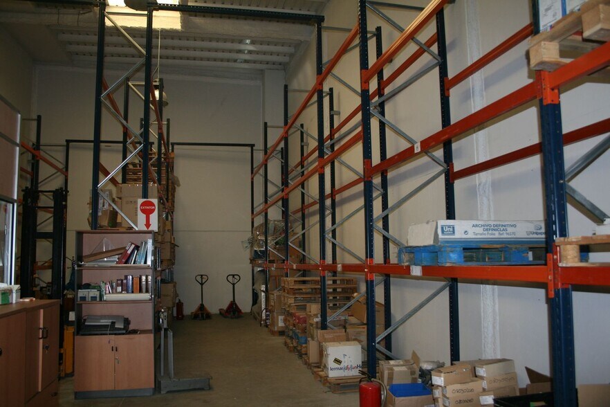 Industrial in Madrid, Madrid for sale - Building Photo - Image 3 of 3
