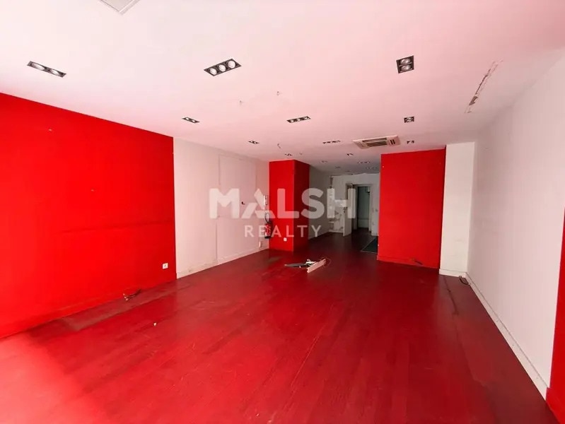 Location Commerce 53 m² - Photo 1