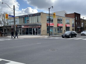 394-400 Pacific Ave, Toronto, ON for rent Building Photo- Image 1 of 11