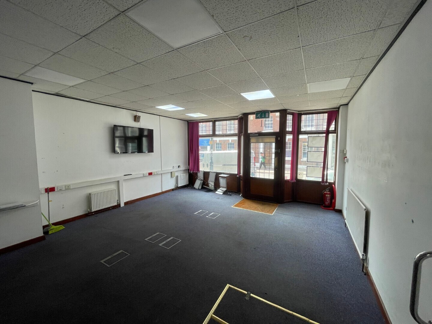 11 Mill St, Maidstone to rent Building Photo- Image 1 of 3