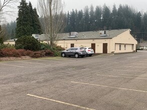 5892 Main St, Springfield, OR to rent Building Photo- Image 1 of 6