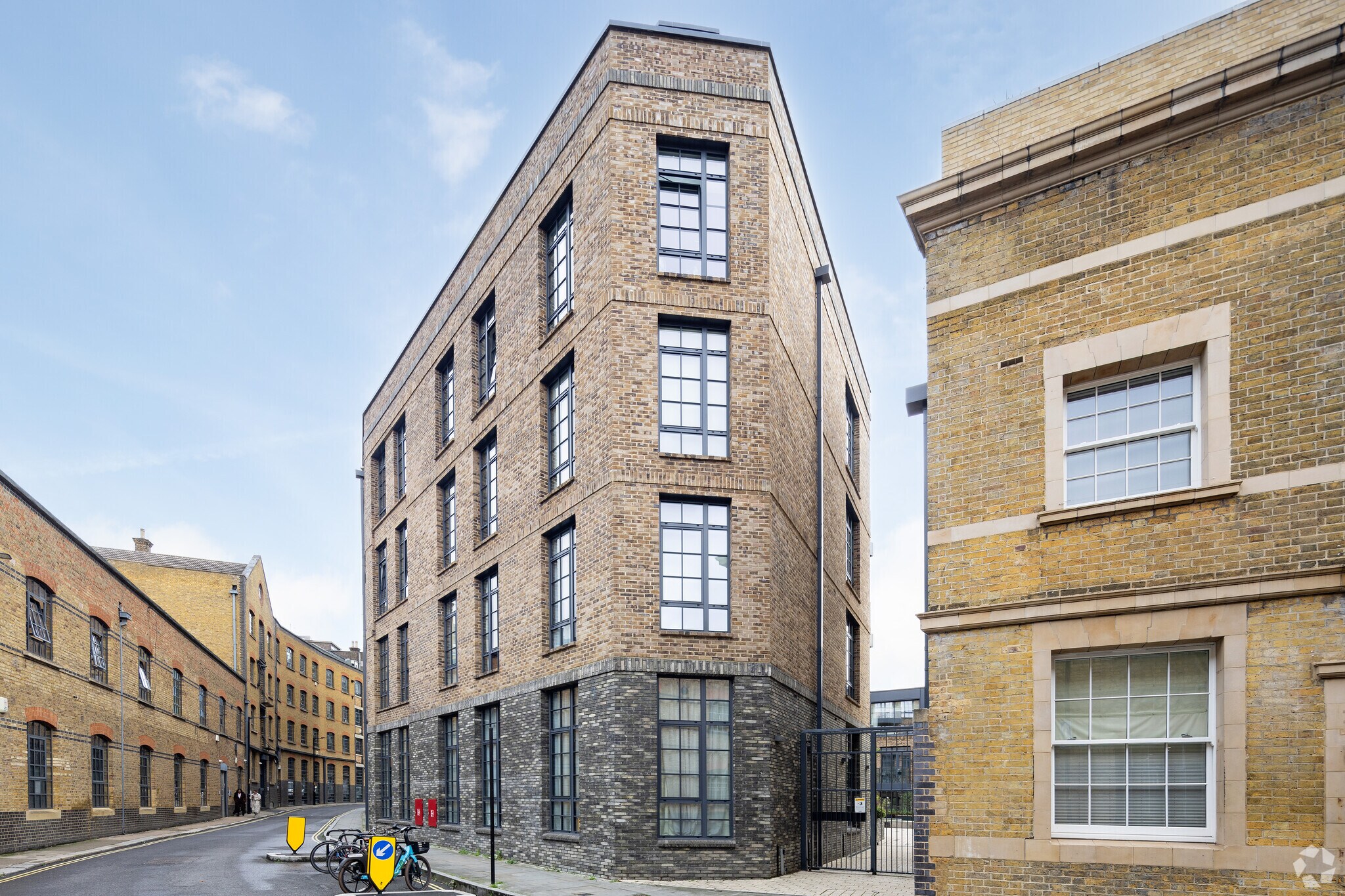 3 Valentine Pl, London for sale Primary Photo- Image 1 of 1