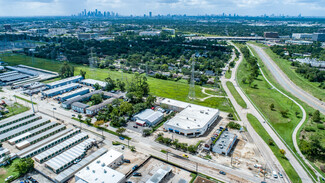 More details for 3300 E TC Jester Blvd, Houston, TX - Industrial for Sale