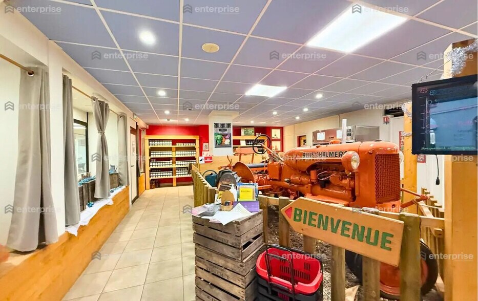 Retail in Compiègne for sale - Interior Photo - Image 3 of 6
