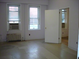 19 N Broadway, Tarrytown, NY for rent - Interior Photo - Image 3 of 7