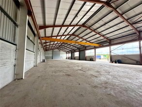 27 Reenaderry Rd, Dungannon to rent Interior Photo- Image 1 of 2