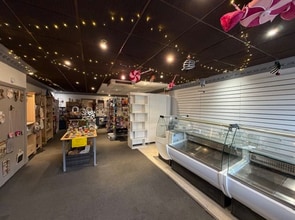 61 Middle St, Consett to rent Interior Photo- Image 1 of 6