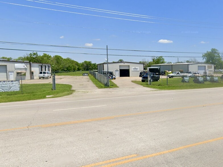 13041-13071 S HIGHWAY 288 B Hwy, Angleton, TX for sale - Building Photo - Image 2 of 6