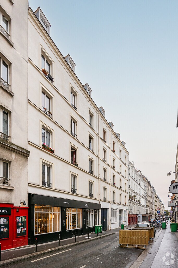 Location Bureaux 187 m² - Photo 1
