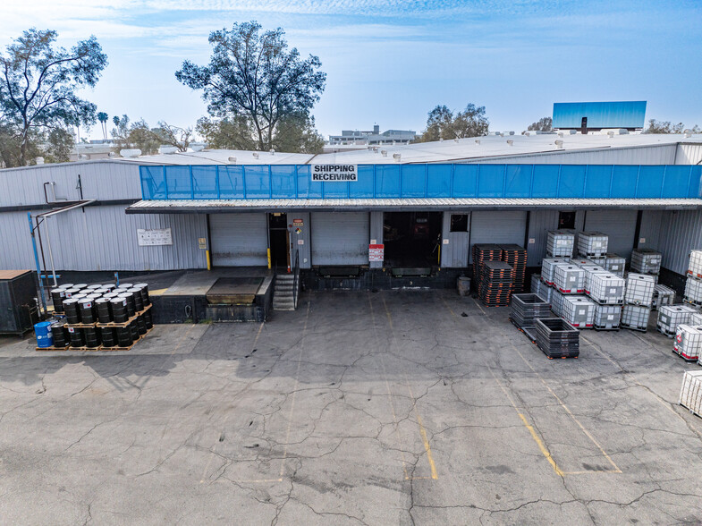 1061 W 5th St, Azusa, CA for sale - Building Photo - Image 3 of 12