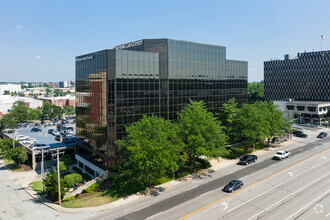 1600 S Brentwood Blvd, Brentwood, MO for rent Building Photo- Image 2 of 7