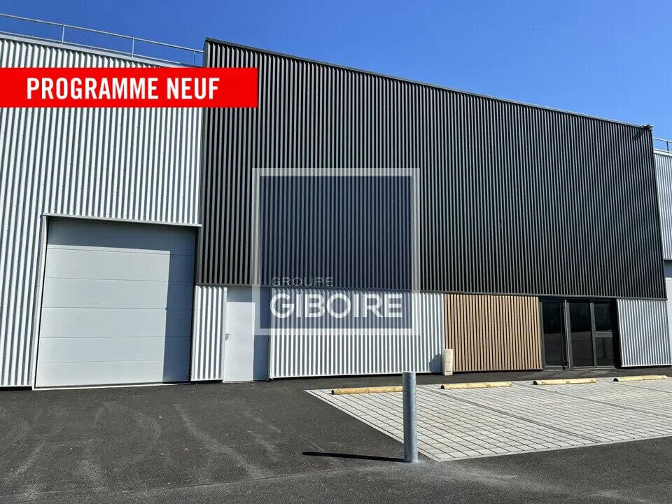 Industrial in La Chapelle-des-Fougeretz for sale Building Photo- Image 1 of 7