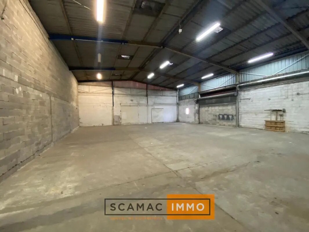 Office in Vitrolles to rent Building Photo- Image 1 of 5