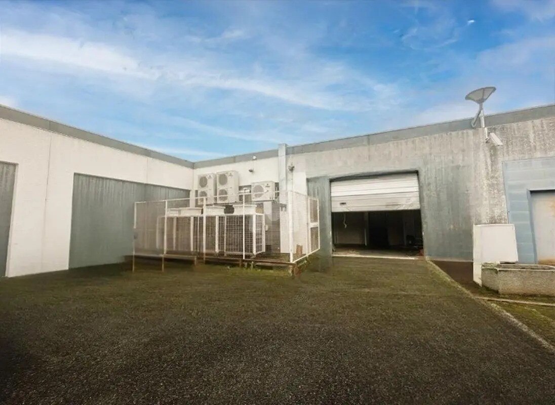 Office in Évry-Courcouronnes to rent Building Photo- Image 1 of 10