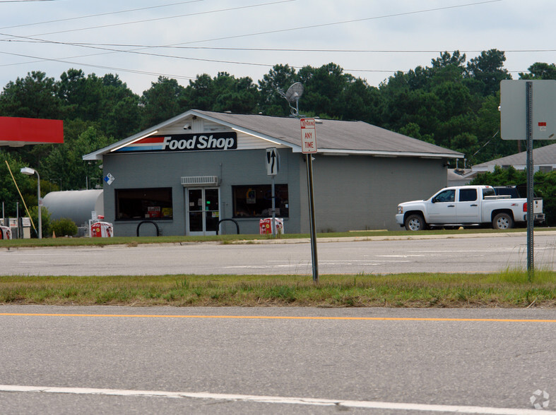 9031 Hwy 421, Currie, NC for sale - Primary Photo - Image 1 of 1