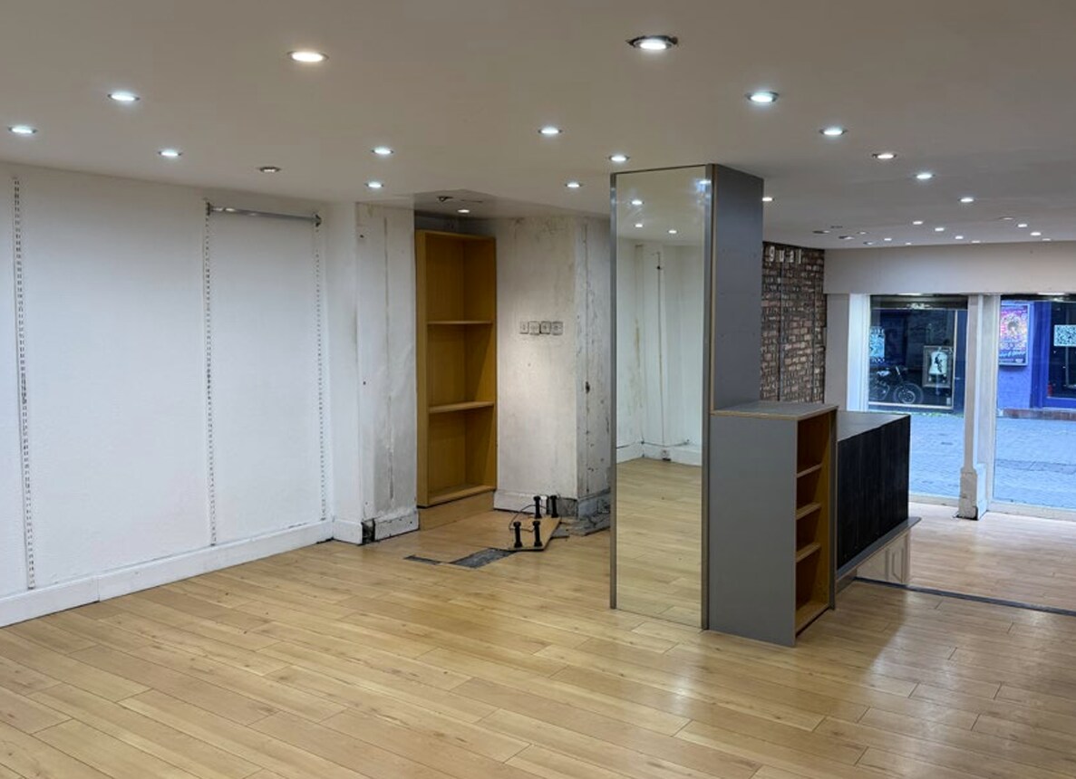 138 Rose St, Edinburgh to rent Interior Photo- Image 1 of 2