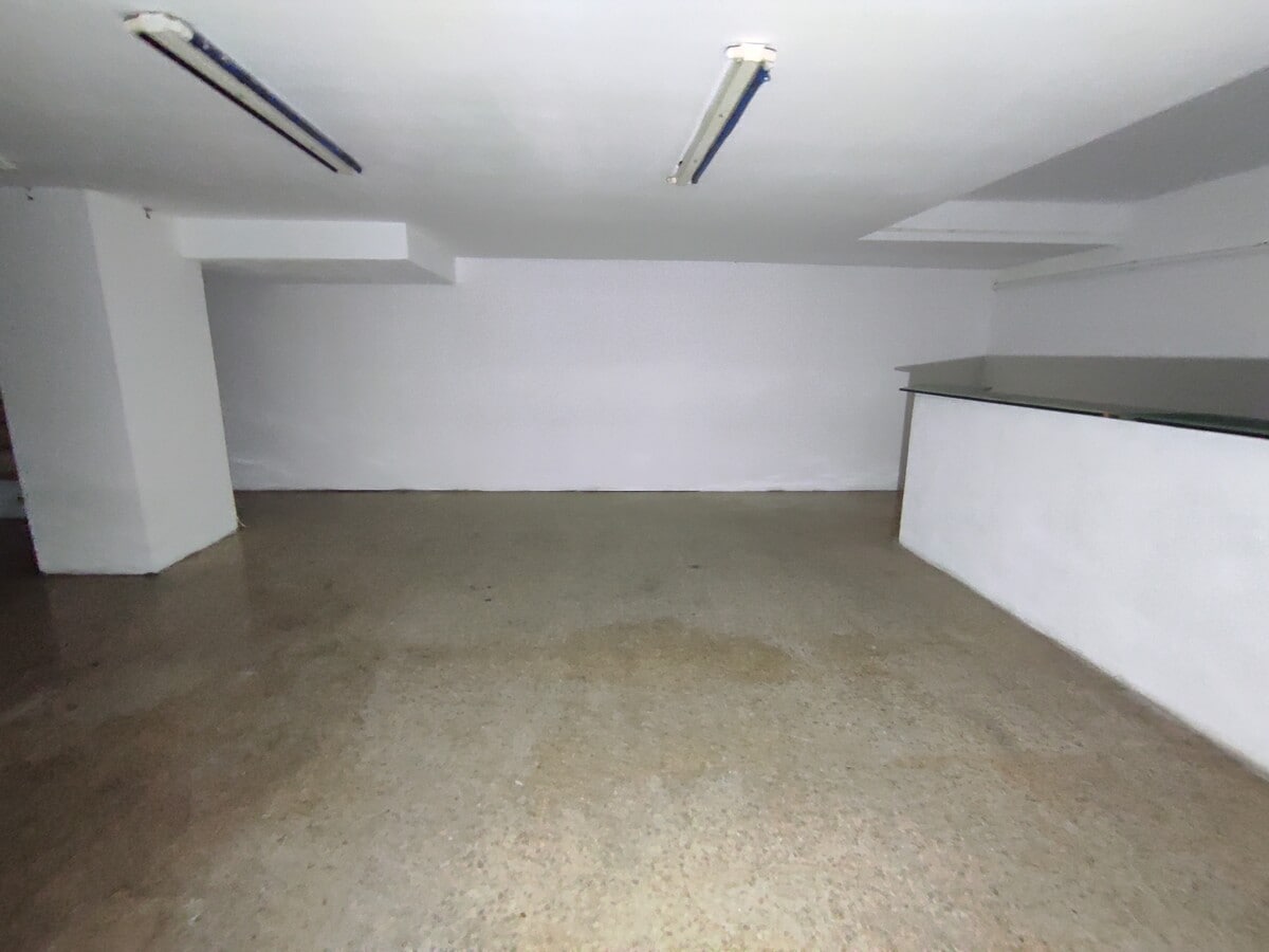 L'Hospitalet de Llobregat, BAR 08901 - Unit 01 -  - Interior Photo - Image 1 of 9