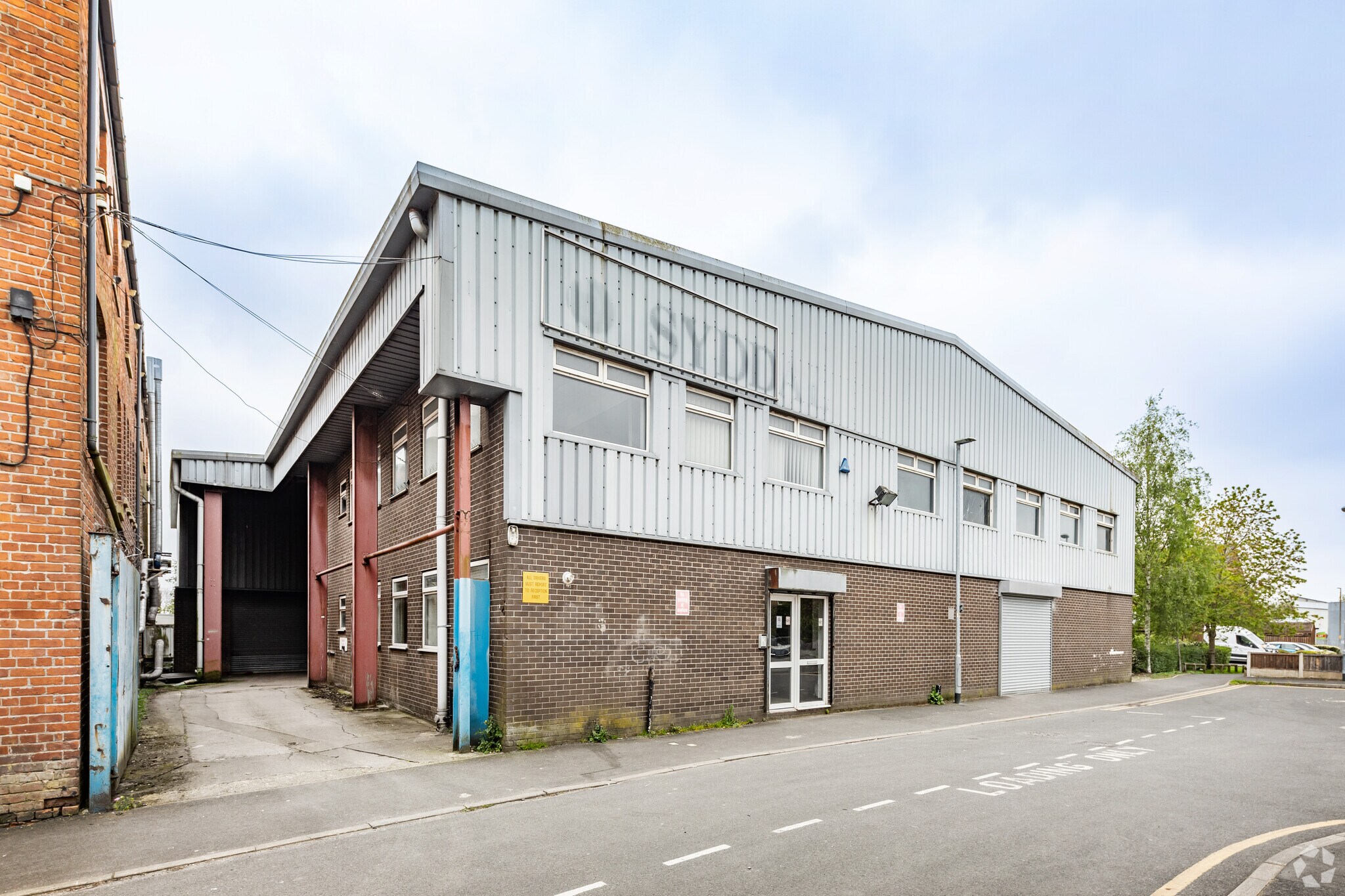 Palatine St, Manchester to rent Primary Photo- Image 1 of 5